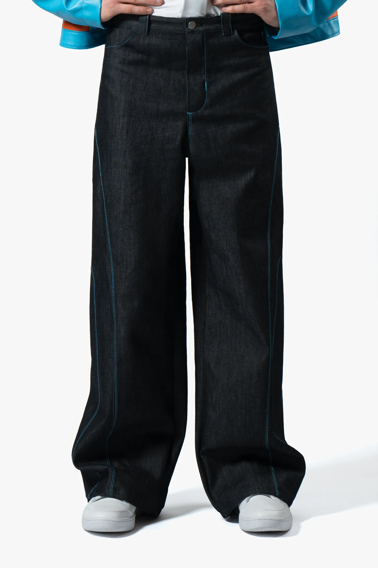 Drifter GT – Deadstock Jeans mit geschwungenen Kontrastnähten, Vorderansicht