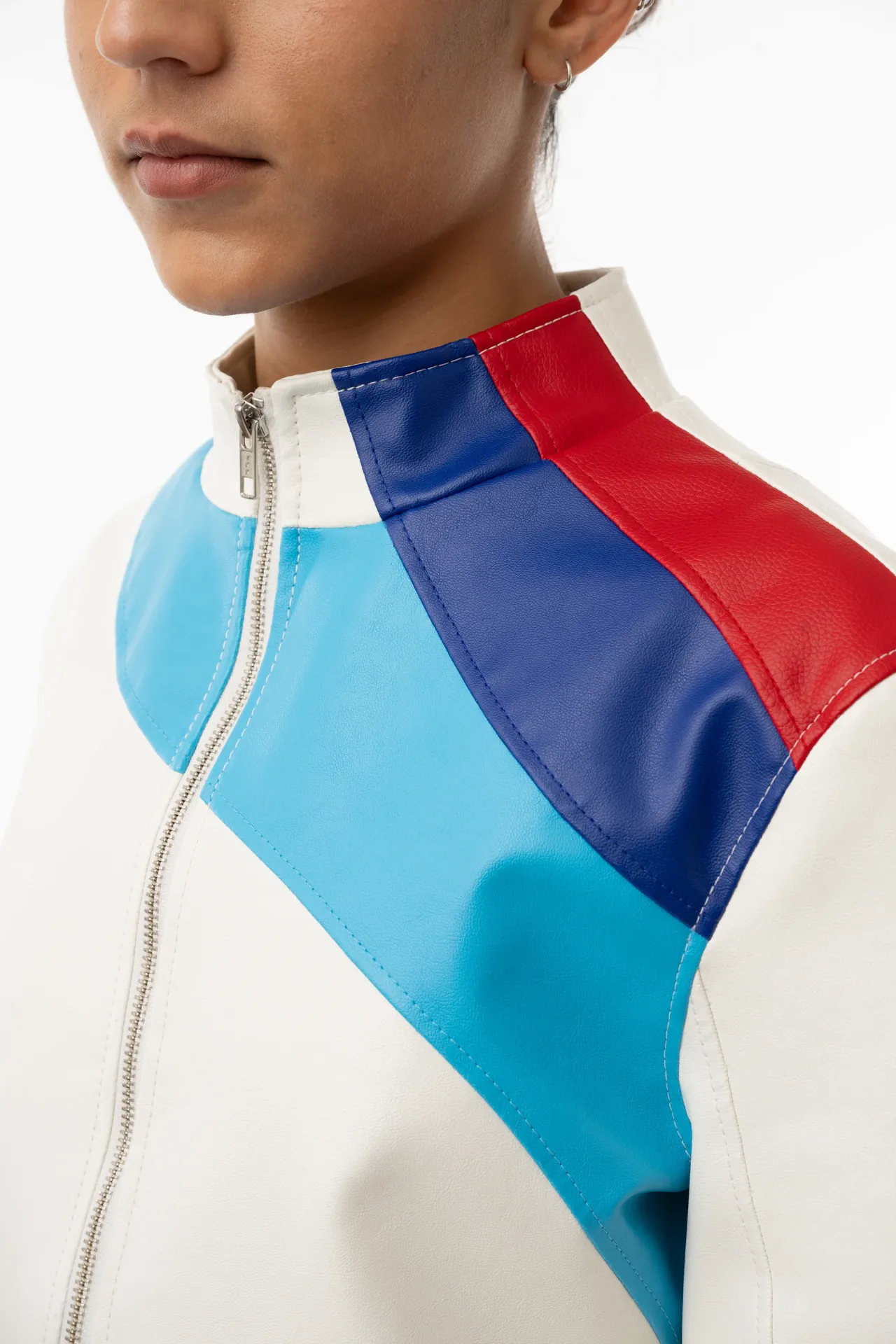 Fader M1 – Boxy Kunstlederjacke mit Racing Stripes