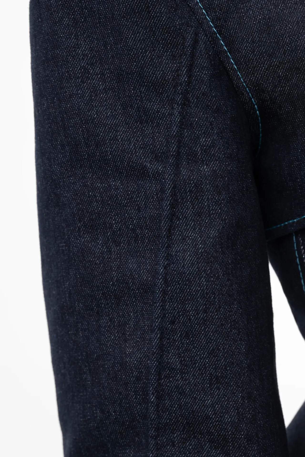 Wide Shoulder Glitzer Denim Bolero mit Biesen