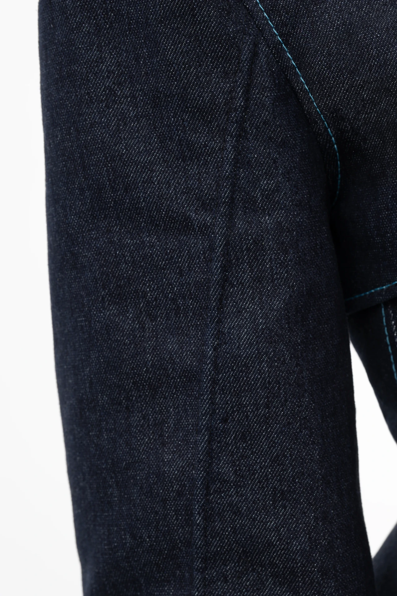 Wide Shoulder Glitzer Denim Bolero mit Biesen