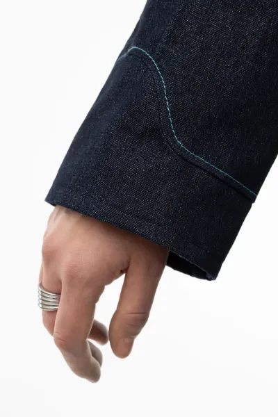 Wide Shoulder Glitzer Denim Bolero mit Biesen