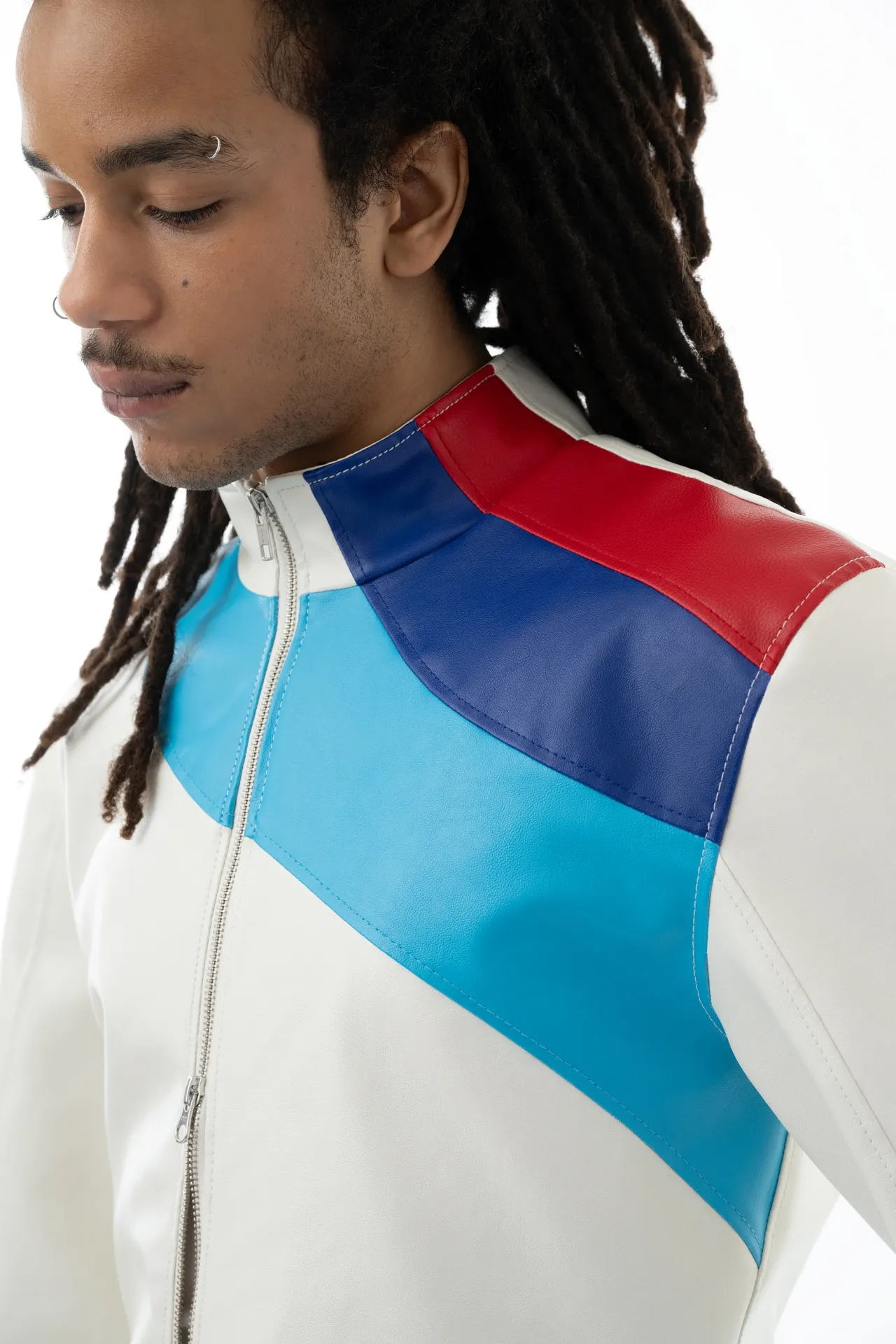 Pace M1 – Boxy Kunstlederjacke mit Racing Stripes