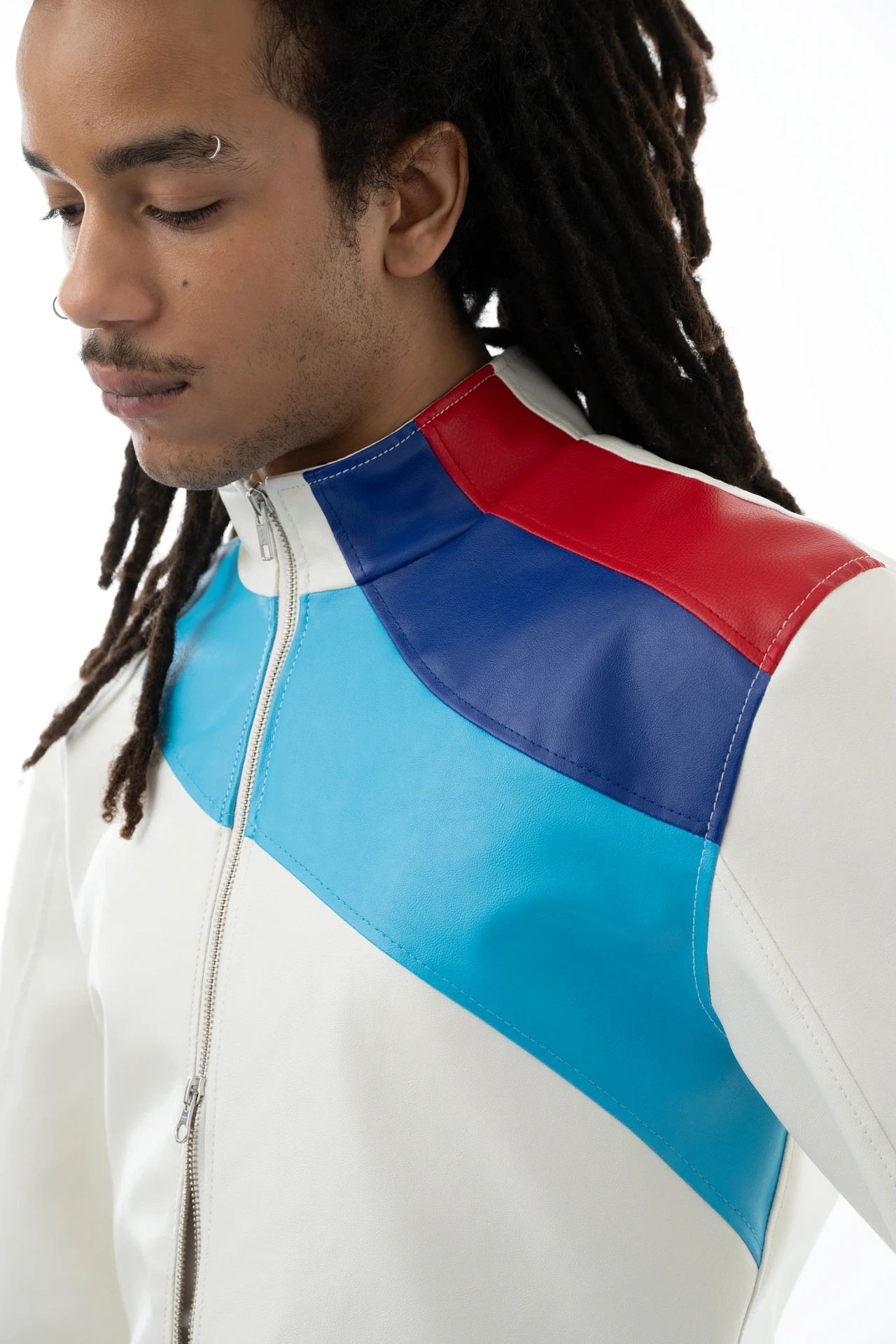 Pace M1 – Boxy Kunstlederjacke mit Racing Stripes